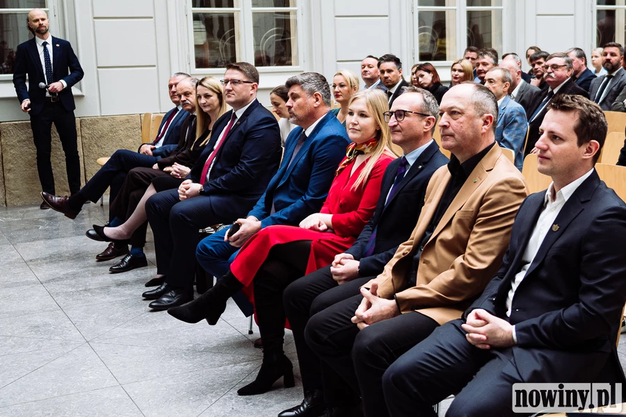 Reprezentacja urzędu marszałkowskiego wzięła udział w WFOŚiGW w Bielsku-Białej: wicemarszałek Grzegorz Boski, członkini zarządu Joanna Bojczuk oraz przewodniczący Sejmiku - Jacek Jarco