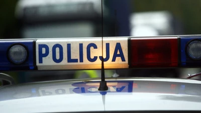 Pijany jechał przez Racibórz i niszczył znaki drogowe