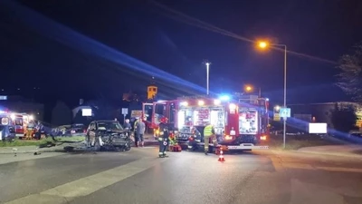 Groźny wypadek na Cieszyńskiej. 4 osoby w szpitalu