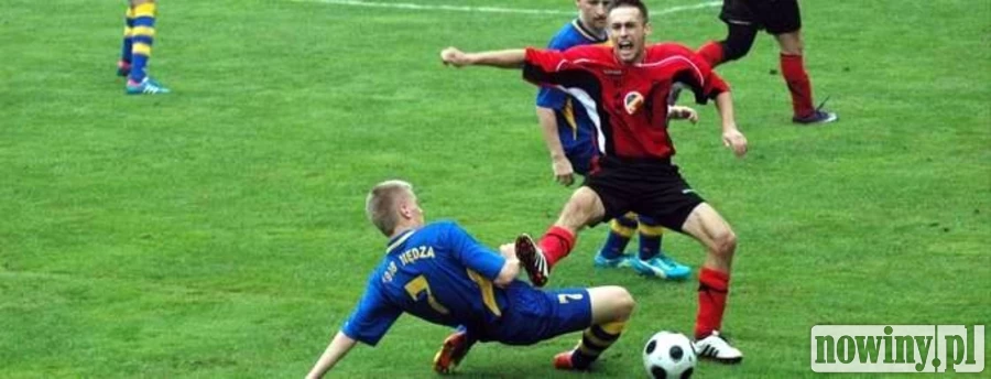 Trzy punkty gospodarzy. Defensywa Nędzy puściła gole - VIDEO