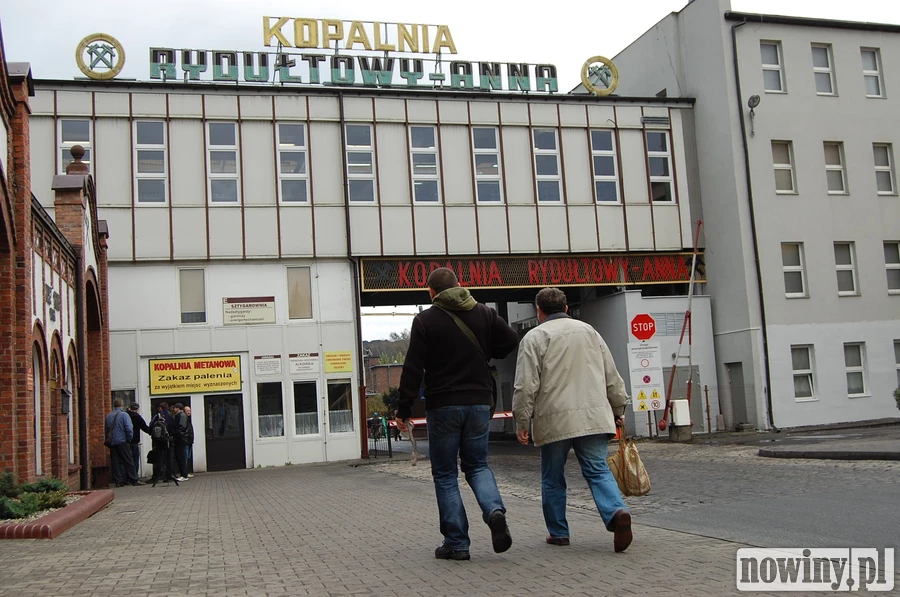 Wstrząs w KWK Rydułtowy-Anna. Ewakuacja górników AKTUALIZACJA