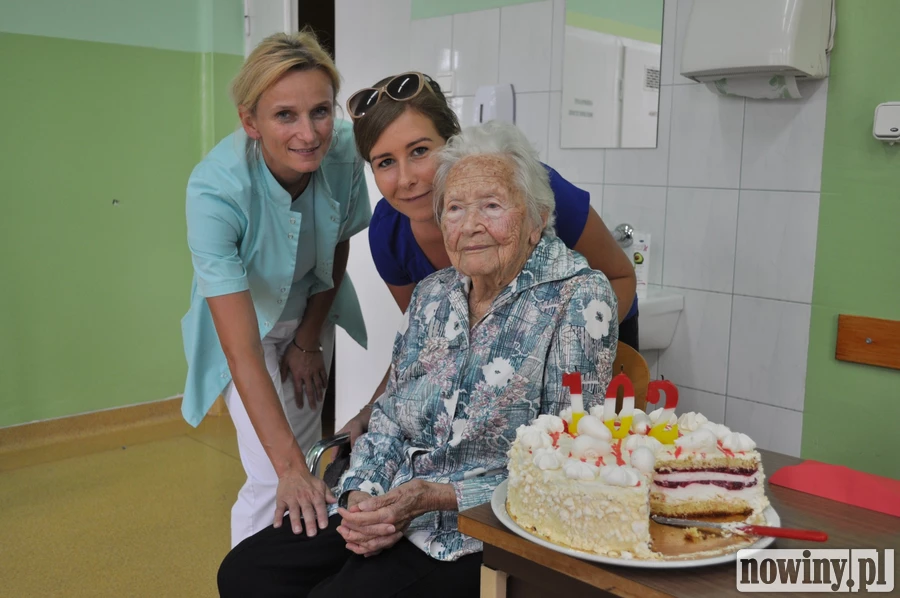 102 lata pani Henryki, która szuka kawalera