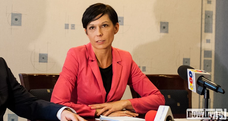 Śledztwo radnych w sprawie pracy Anny Ronin. W środę decyzja