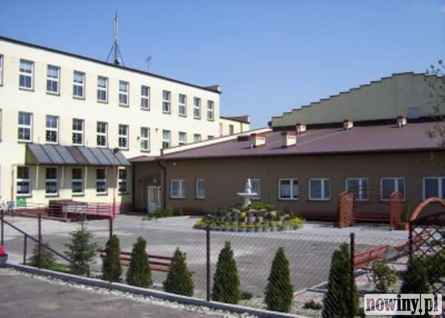 Wątpliwości radnych w sprawie szkolnych remontów