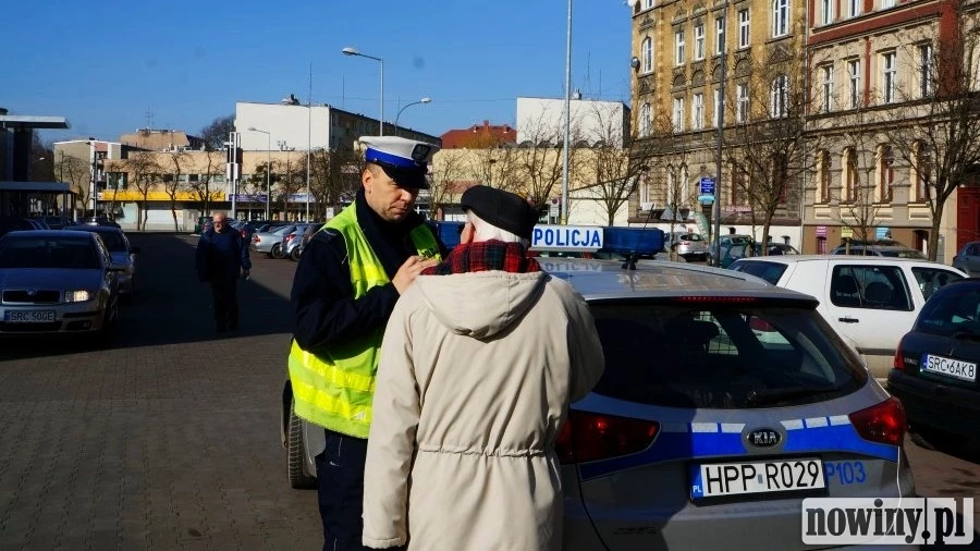 Raciborscy policjanci karali mandatami kierowców, pieszych i rowerzystów