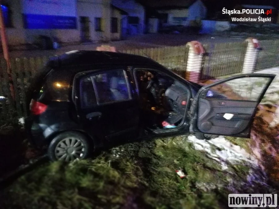 Samochód wjechał pod tira w Mszanie
