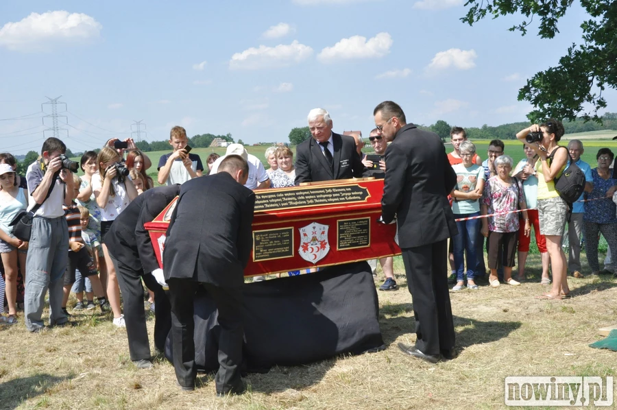 Baronowa pochowana z honorami. "Pokazała, że miłość jest najważniejsza"