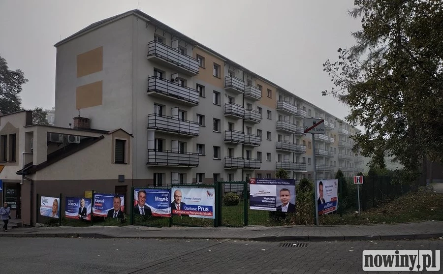 Zajmują każdy możliwy centymetr. Wodzisław "obtapetowany" plakatami wyborczymi