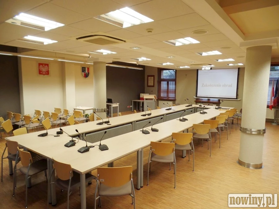 Pierwsza sesja nowej rady powiatu raciborskiego - transmisja online