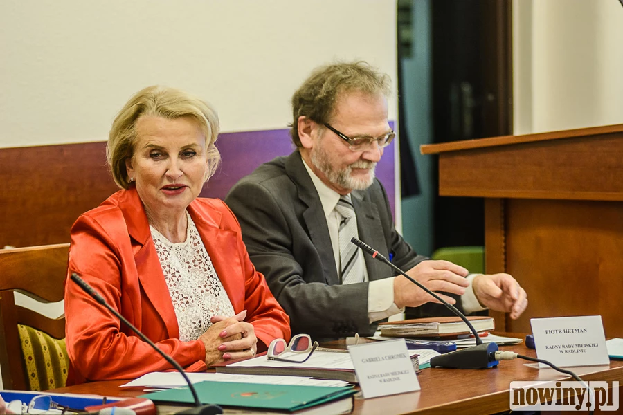 Bez zmian na szczycie radlińskiej rady