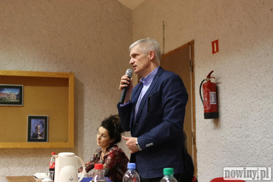Chcą uczyć pływać, ale w klasach starszych