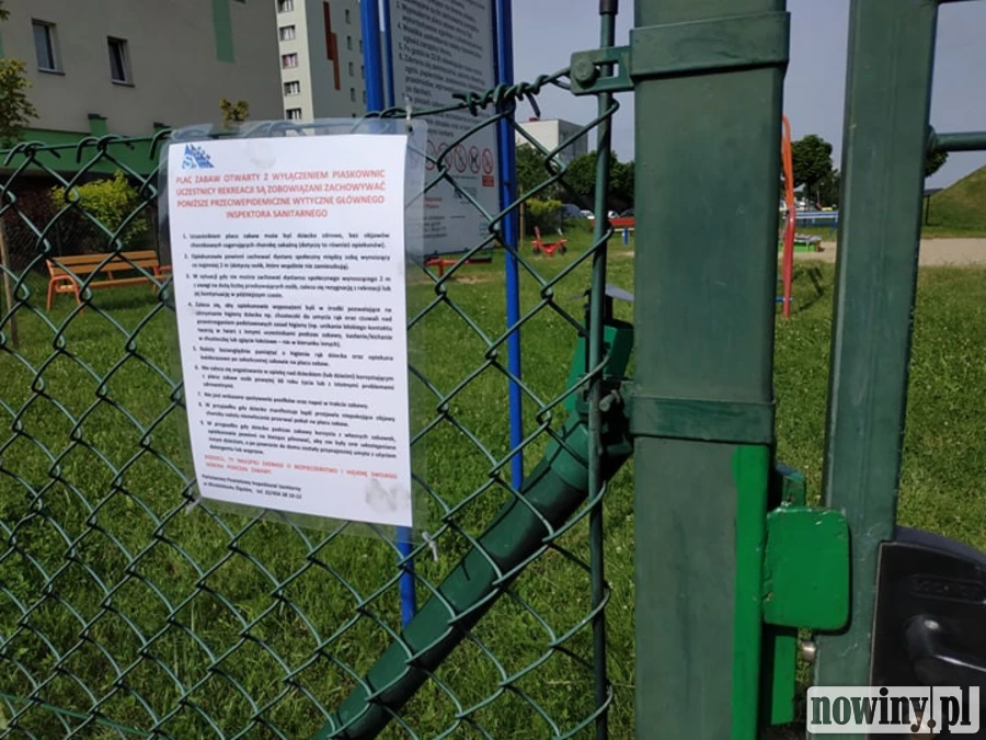 Place zabaw już otwarte... z wyłączeniem piaskownic