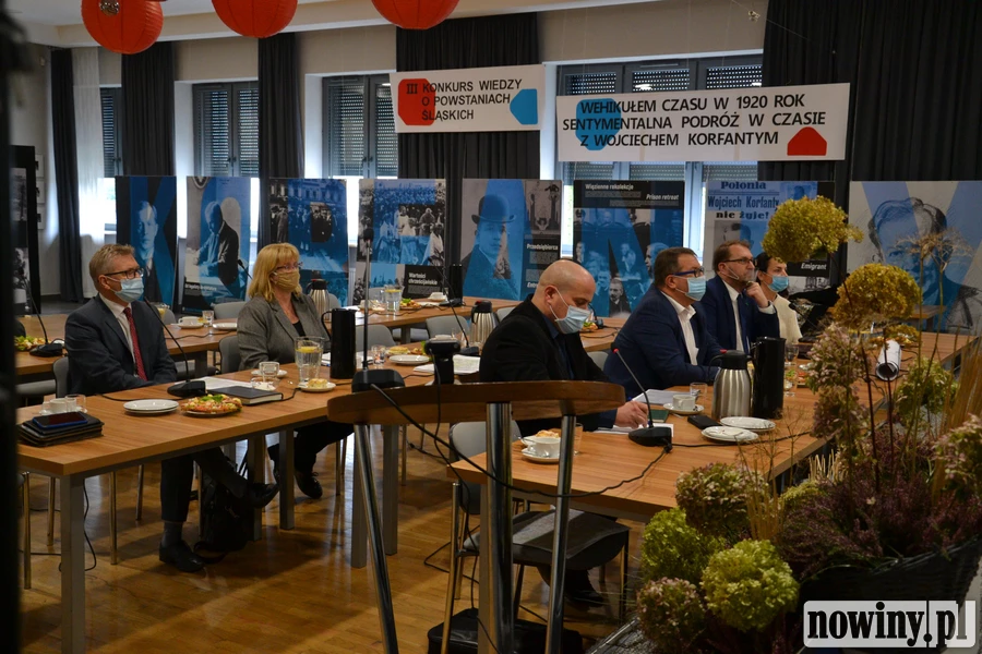 Dyskusji o przebiegu linii CPK ciąg dalszy. Samorządowcy kontra CPK