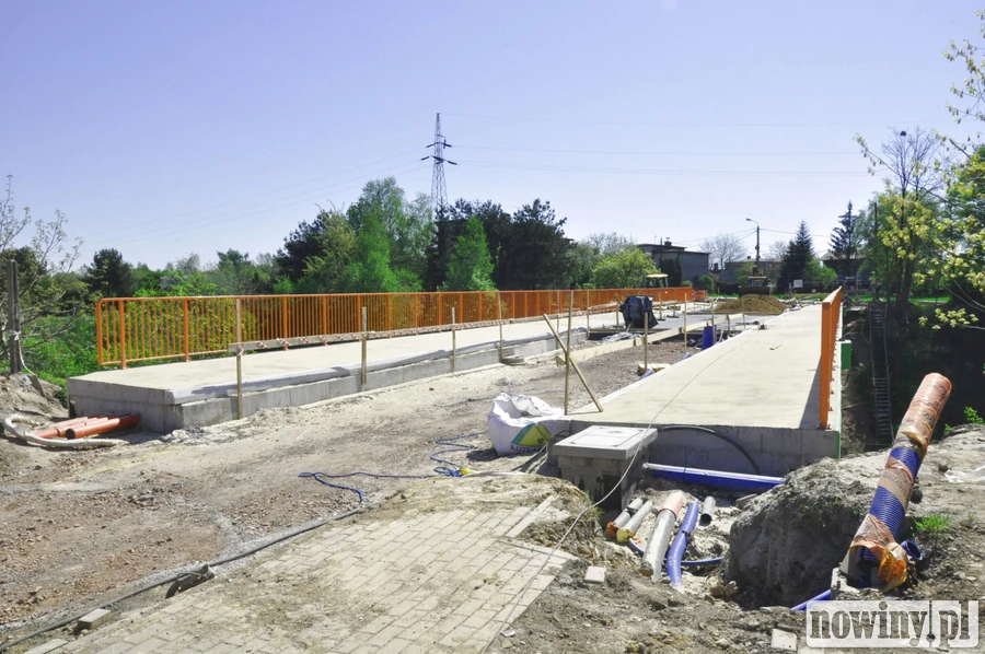 Wzięli pod lupę szerokość jezdni na wiadukcie