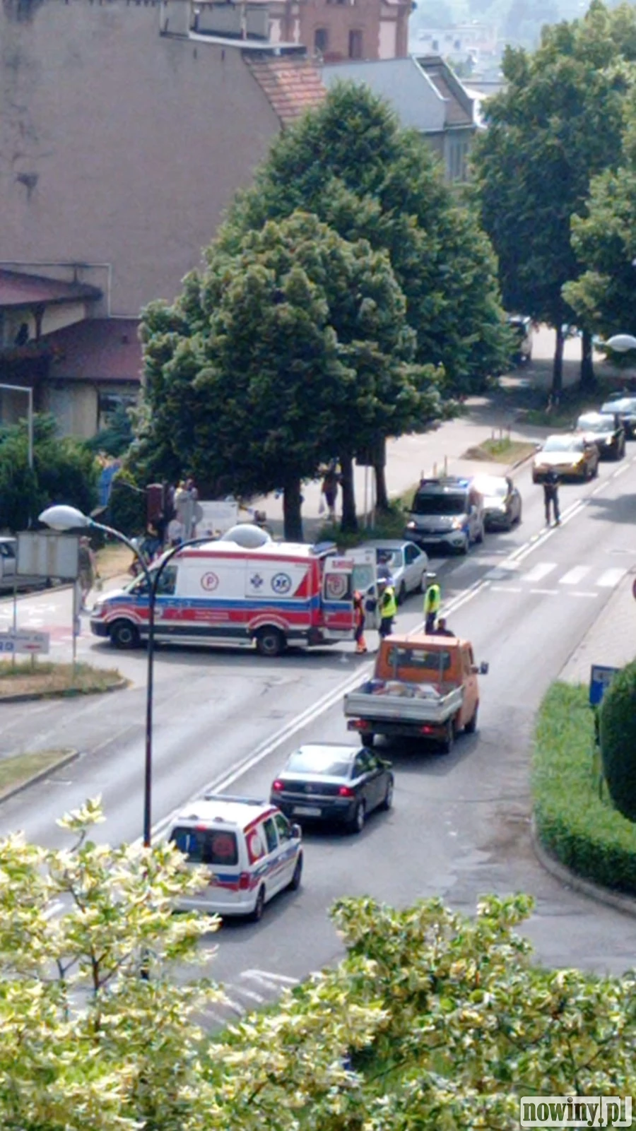 Potrącenie 66-latki na Opawskiej. Kobieta trafiła do szpitala