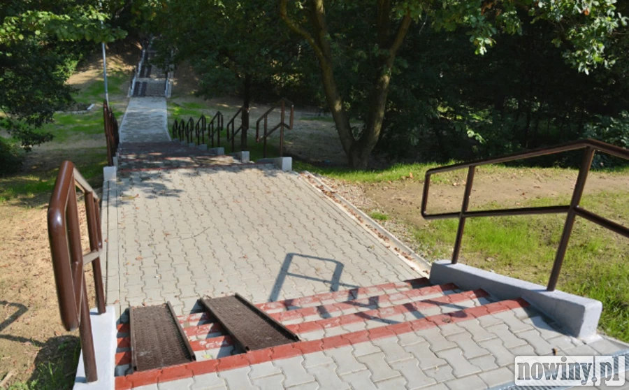 Schody na Beskidzkiej i Wielkopolskiej gotowe