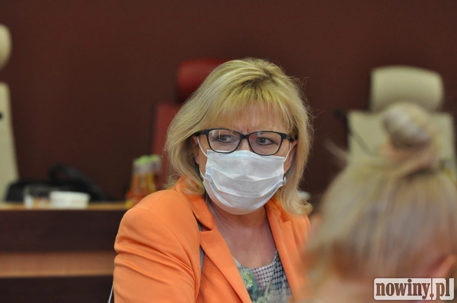Lenartowicz o cięciach w nauce niemieckiego: to kuriozum niezgodne z konstytucją