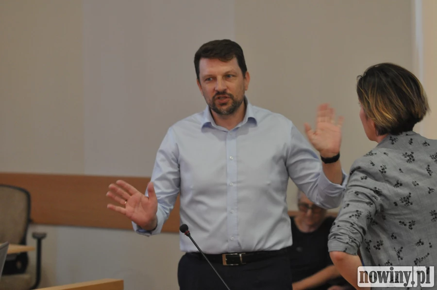 Przewodniczący Czerner uznał pismo Kongresu Kobiet za anonim. Dotyczyło sprawy radnego Klimy