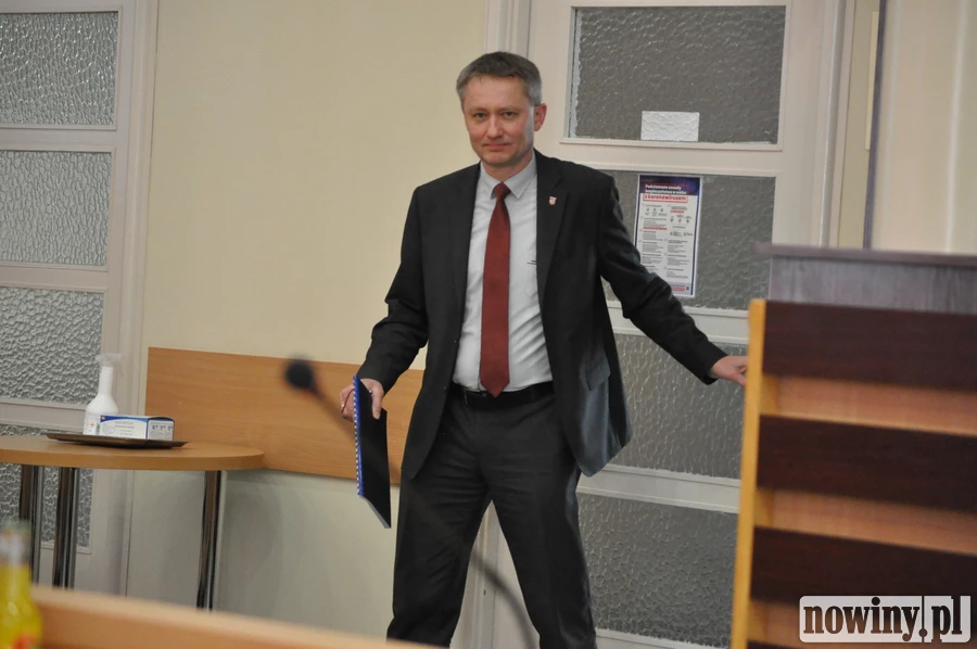 Dwie nowe drogi w zarządzie samorządów z Raciborza . Oddaje je marszałek
