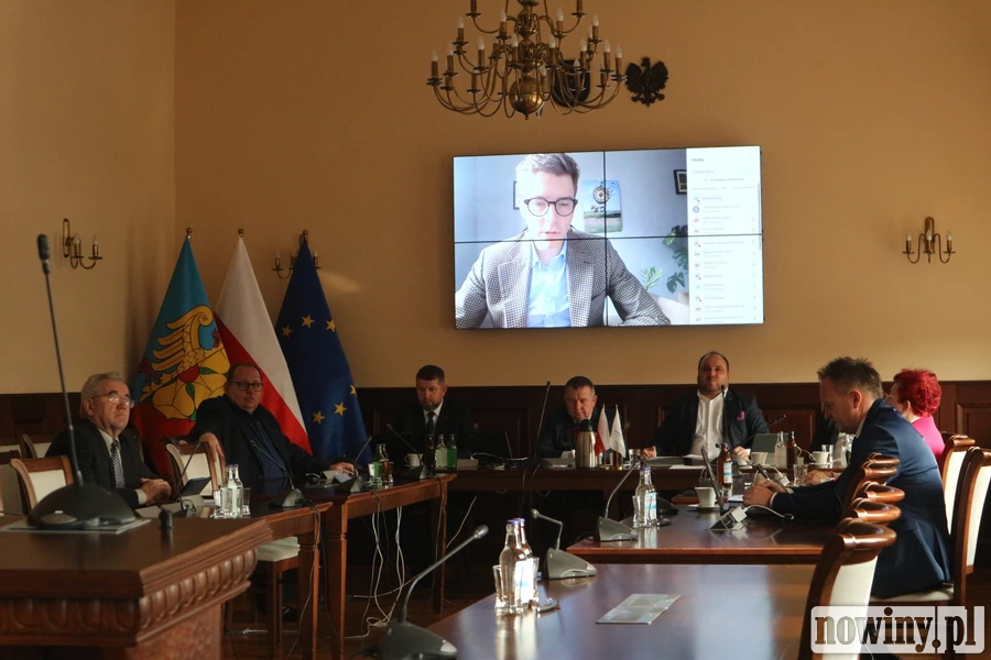Wodzisław: Opłaty za śmieci dla przedsiębiorców na razie odroczone. Czy stawka wzrośnie dla wszystkich?