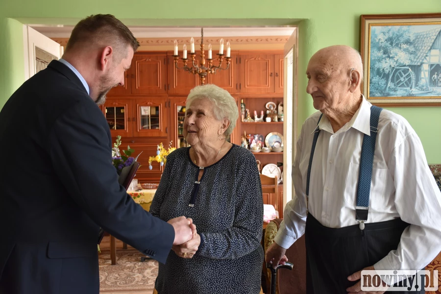 Łucja i Henryk Iksalowie z Wodzisławia świętowali 70 lat małżeństwa