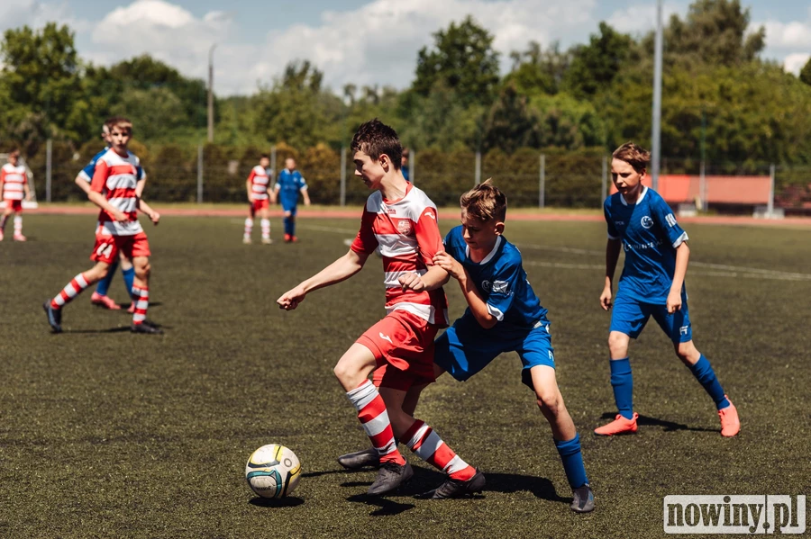 JUNIORZY i TRAMPKARZE – wyniki, tabele, zapowiedzi