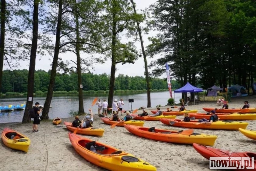 Wyścigi smoczych łodzi, spektakl na wodzie. Festiwal Górnej Odry w Żorach wraca na "Śmieszek"