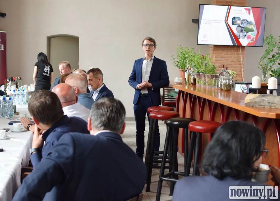 Jak przygotować firmę do wejścia na rynki zagraniczne? Wkrótce szkolenie dla przedsiębiorców na zamku w Raciborzu