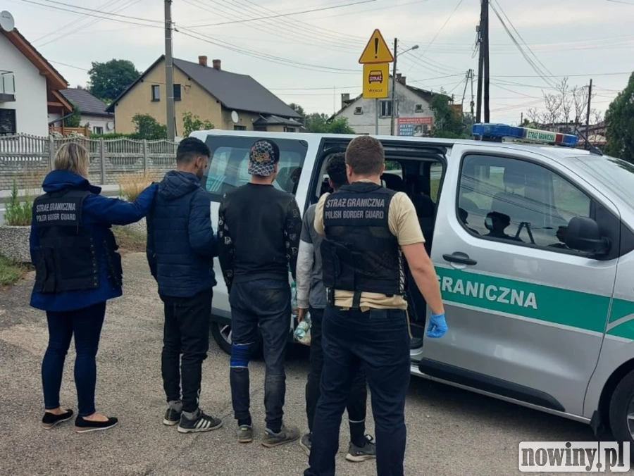Podstępem dostali się do Polski. Nielegalni imigranci zatrzymani w powiecie wodzisławskim