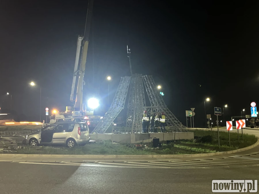 Oui! Mieszkańcy Niedobczyc oficjalnie mogą nazwać się paryżanami. Zobacz, jak powstaje Wieża Eiffla na rondzie Niedobczyce-Paryż