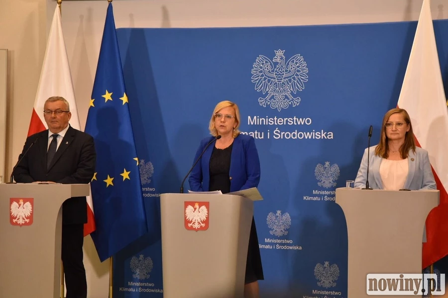 Strażacy kontrolują stan Odry w regionie. Minister Moskwa przekazuje informacje ws. przebadanych próbek