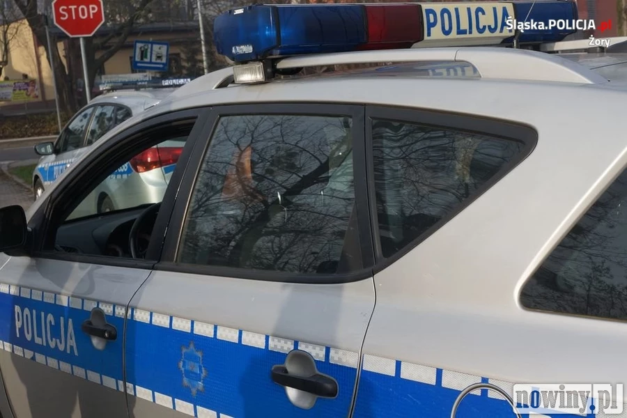 Obuwie nieznajomej wzbudziło czujność kobiety