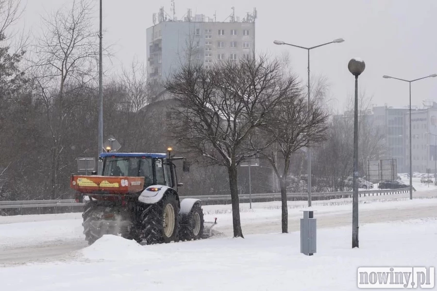 Miasto rzuci na front walki z zimą 865 ton soli, 320 ton piasku i 18 kubików solanki