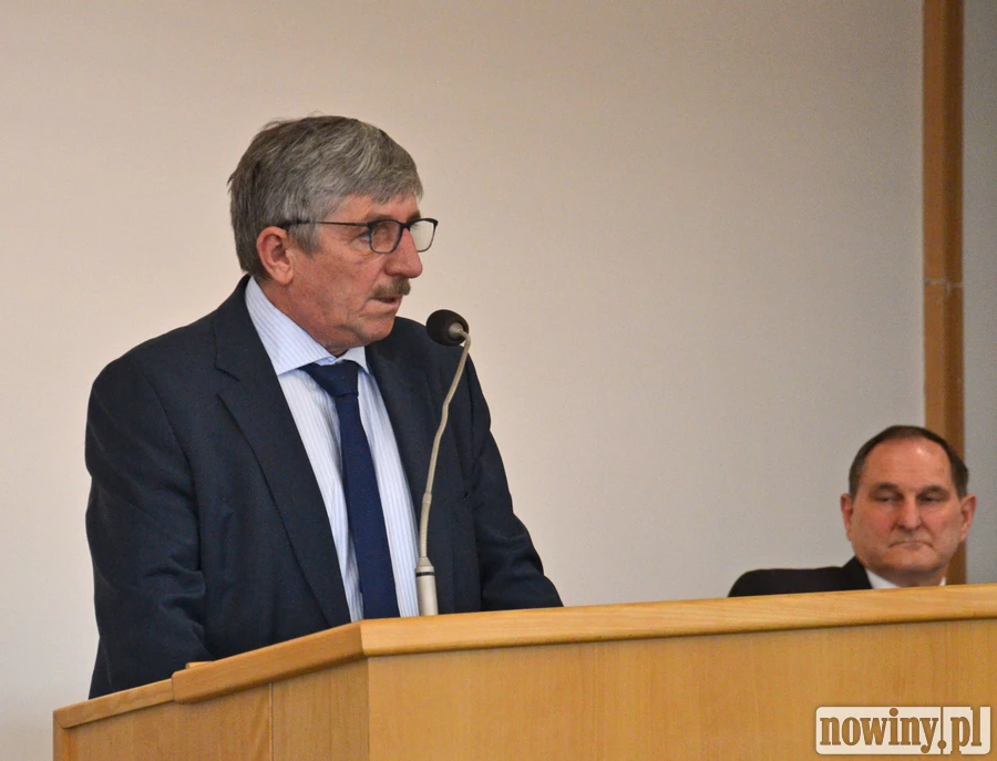 Radny Andrzej Matusiak wygrał, bo nikt inny się nie zgłosił. Jakie były kulisy turnieju szachowego i Mistrzostwa Polski WORD?