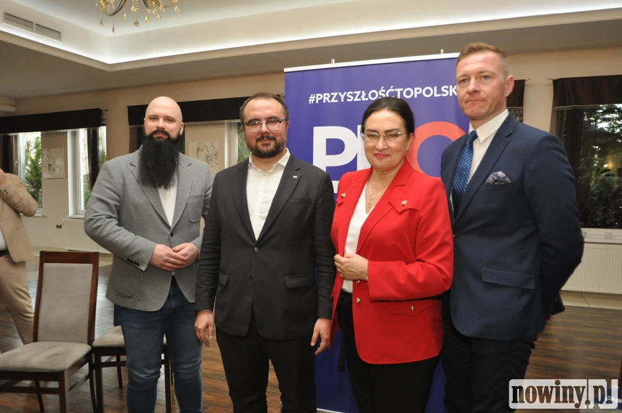 Śląski PiS zebrał się w Hotelu Racibor. Wiceminister Jabłoński prosił ludzi prawicy o optymizm