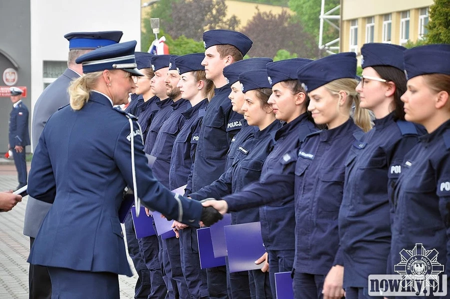 Nowi policjanci gotowi do służby na Śląsku. Ukończyli szkolenie podstawowe [ZDJĘCIA]