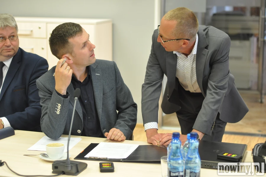 Starosta pyta radnego: czy ma pan stracha przed wójtem?