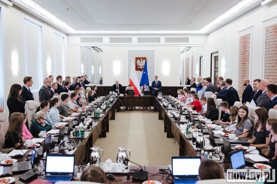 Rząd podjął decyzję w sprawie 800 plus. Od kiedy wypłata świadczenia?