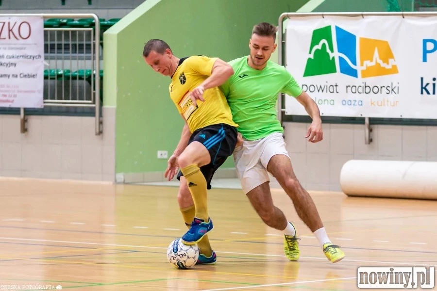 FUTSAL SENIORÓW – wyniki, strzelcy bramek, tabele, zapowiedzi