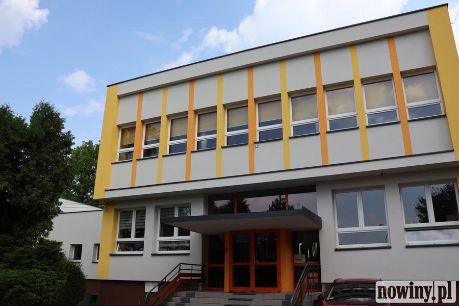 Trwa rozbudowa Szkoły Podstawowej nr 6 w Orzeszu Zawiści o nowe