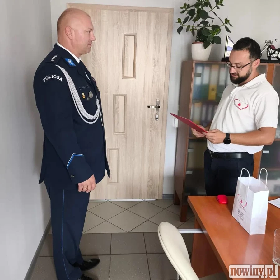 Policjant z Raciborza odznaczony przez ministra zdrowia za propagowania krwiodawstwa
