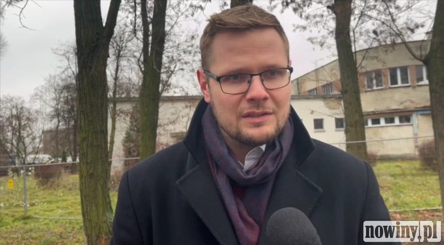 Michał Woś o "milionach wyrzuconych w błoto". Dawne Doro miało być strzelnicą a zostało ruiną