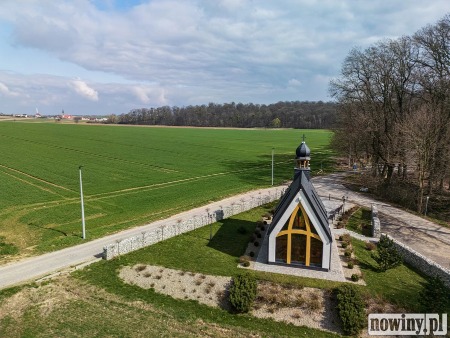 Święcenie pokarmów w Kaplicy Matki Bożej Różańcowej w Kornicach – piękna tradycja i wyjątkowe miejsce