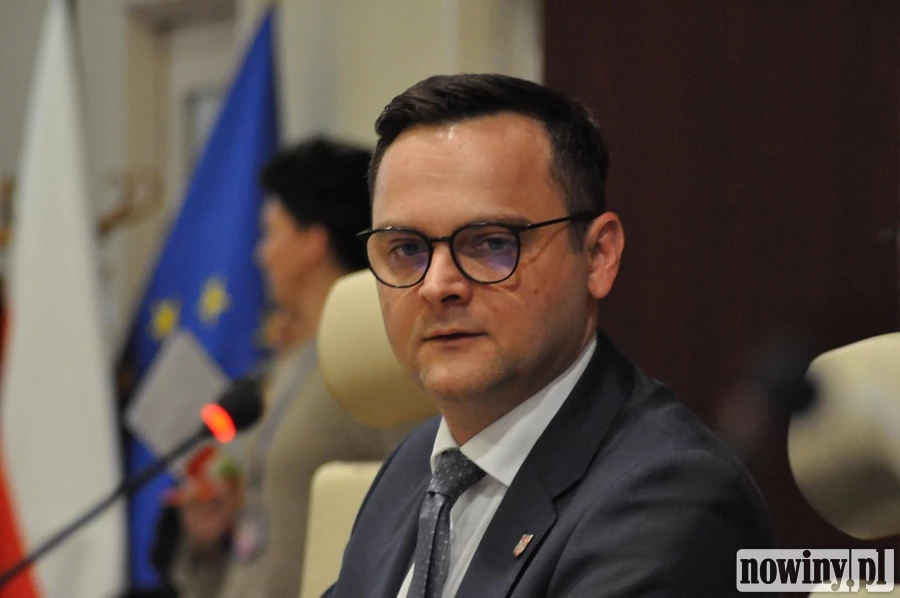 Czy z uchwałą o likwidacji SP13 można zaczekać dwa lata?