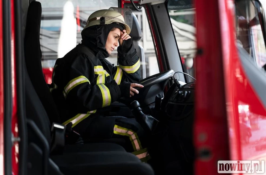 Nocny pożar w piwnicy szpitala w Rybniku. Bezdomny zasnął z papierosem