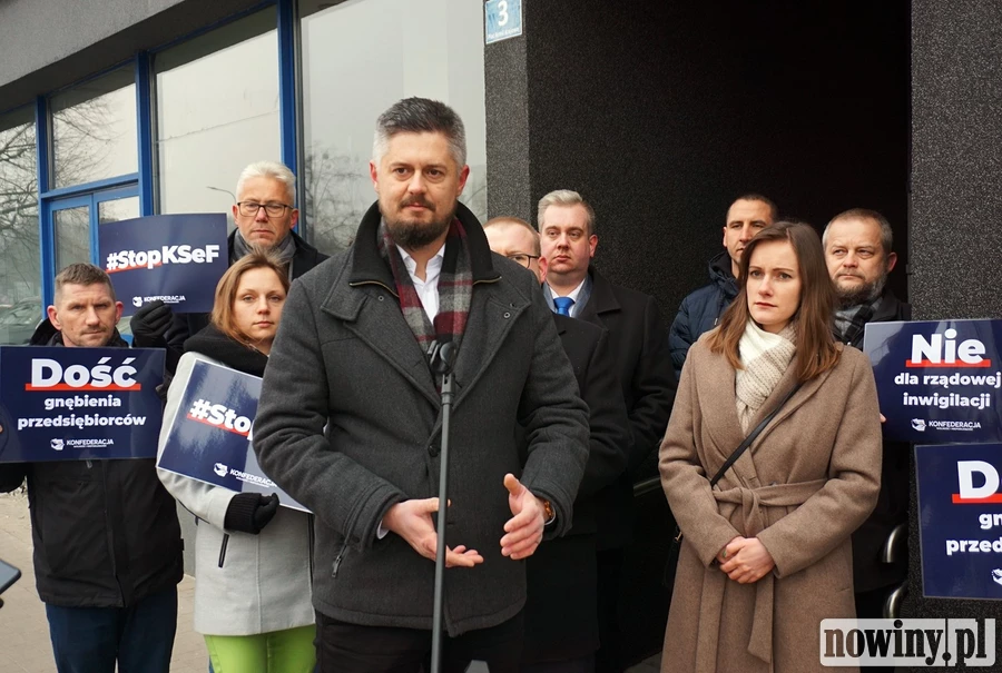 Konfederacja protestuje przeciw KSeF. „To inwigilacja i chaos dla firm”