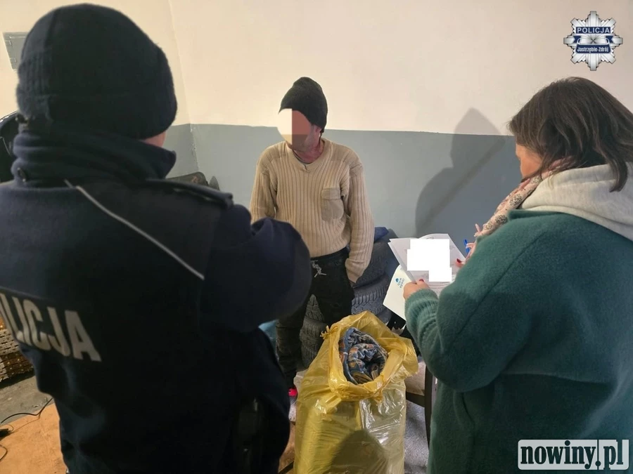 Zimowe kontrole miejsc, w których przebywają bezdomni. Dzielnicowi i OPS pomagają potrzebującym