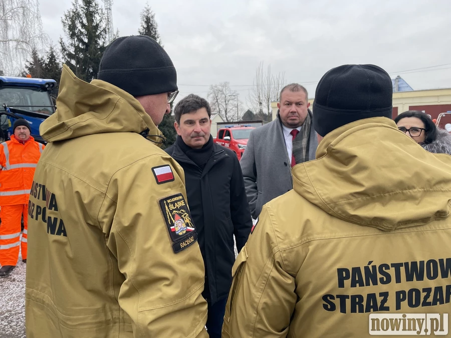 5 milionów dla Powiatu, 5 milionów dla strażaków. W PZD zaprezentowano nowe zasoby kryzysowe kupione za te pieniądze