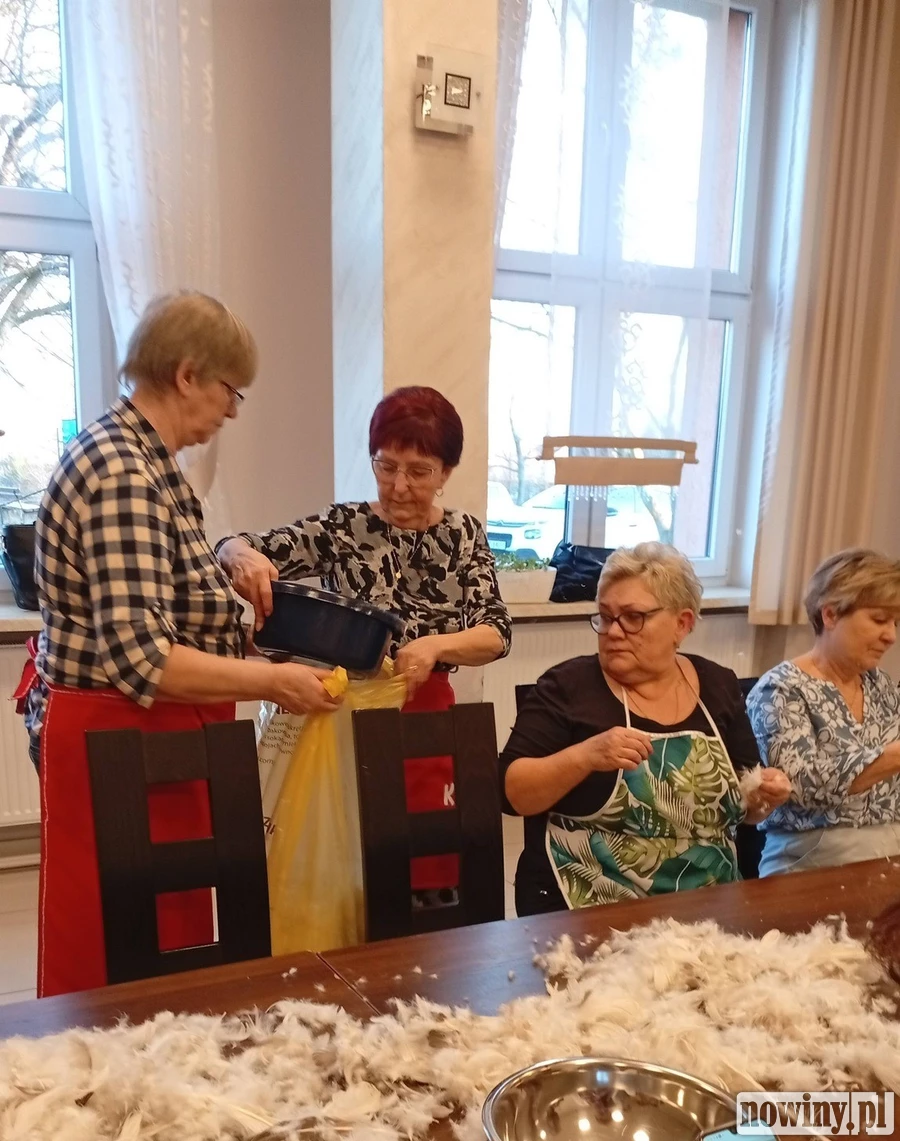 Szkubanie pierza w Mszanie [ZDJĘCIA]