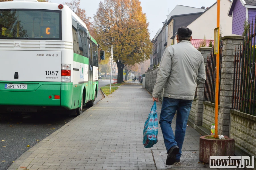 Jeden rozkład jazdy dla całego regionu. Nowe narzędzie ułatwi podróże autobusami